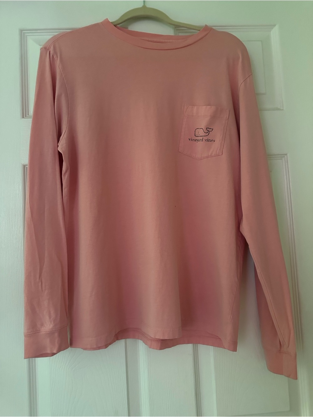 Women’s Vineyard Vines Pink Long Sleeve Whale Tee